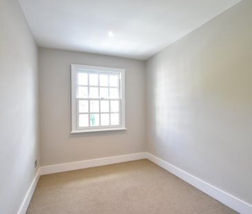 3 bedroom detached house to rent - Photo 3