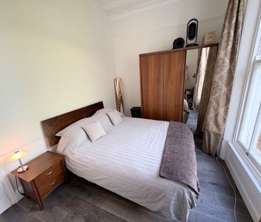 1 Bed Flat, Hither Green, SE13 - Photo 5