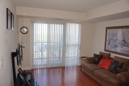 For Lease - 135 Village Green Square Unit# 2121, Toronto, Ontario - Photo 2