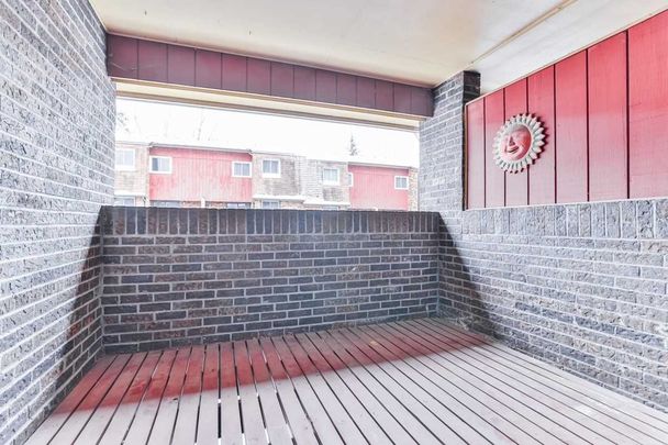 For Lease - 36 Bards Walkway N/A Unit# 16, Toronto, Ontario - Photo 1