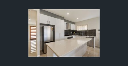 Elegant and Modern Living !!! - Photo 4