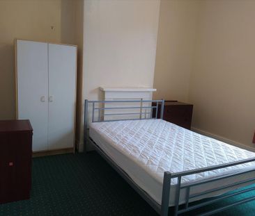 4 bedroom house share to rent - Photo 4