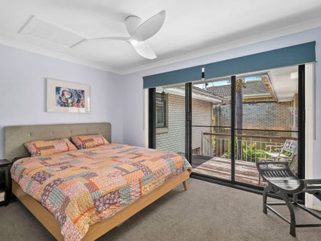 ✨ Elevated Family Home with City Glimpses & Exceptional Parking - Photo 4