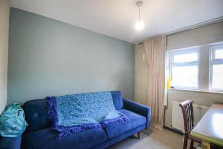 Alder Grove, Hoole - Photo 4