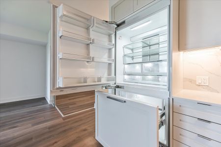 For Lease - 250 Lawrence Avenue Unit# 801, Toronto, Ontario - Photo 2