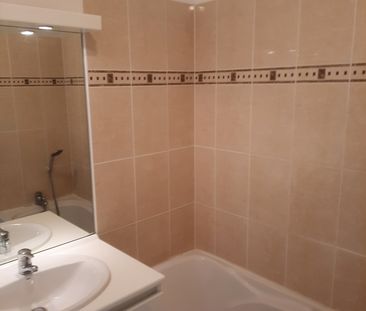 Location Appartement 2 pièces 39m² MARSEILLE 13ème - Photo 4