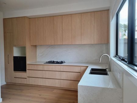 3/129 Ellesmere Parade, Rosanna - Photo 4