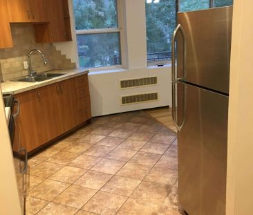 3605 Avenue Ridgewood - 4½ Apartment for Rent - Photo 2