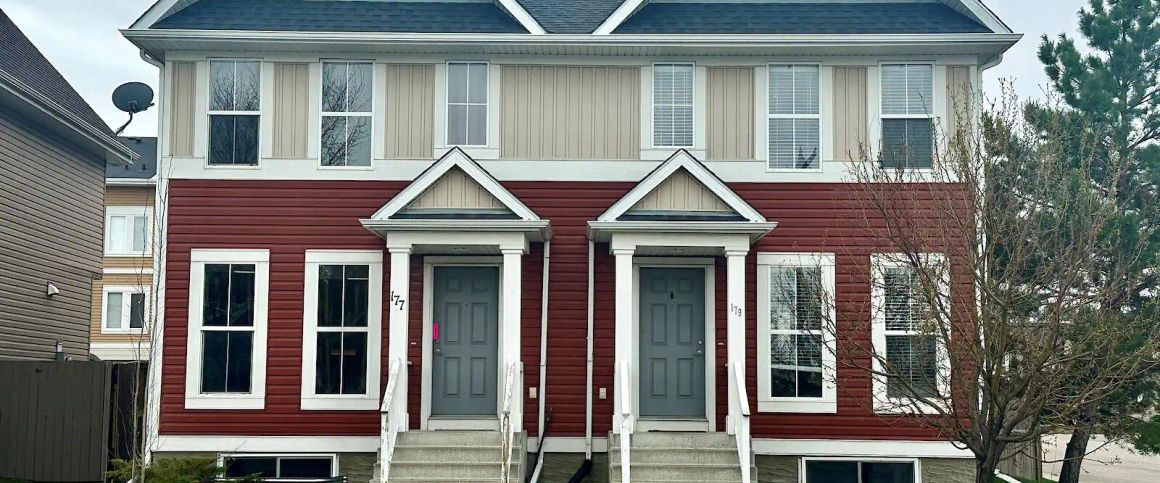 REST OF SEPTEMBER FREE - Double Garage - Lake Dues Paid! — 2 Bedrooms Duplex - Photo 1