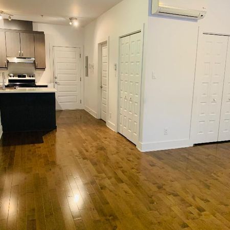 Spacieux condo au quartier des spectacles est disponible maintenant - Photo 4
