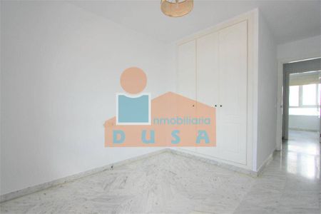 Piso alquiler en Nueva Andalucía 4 habitaciones | 2.200 €, 115 m² - Photo 4