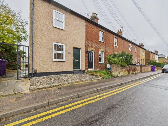 2 bedroom house to rent - Photo 1