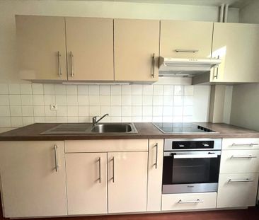 Location Appartement 2 pièces 49m² - Photo 3