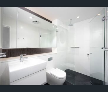 The Miller - Luxury 2 Bedroom Apartment + Parking - Photo 5