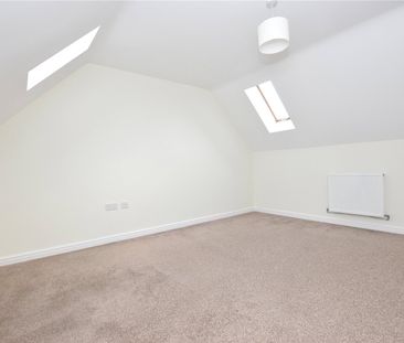 8, Oak Drive, Whinmoor, Leeds, LS14 2BF - Photo 5