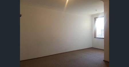 DON'T MISS THIS ONE!! - Photo 3