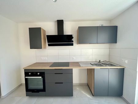 Location Appartement 2 pièces 46m² - Photo 3