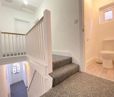 Double room - £595pcm, deposit £595 in shared house : £595 per month - Photo 3