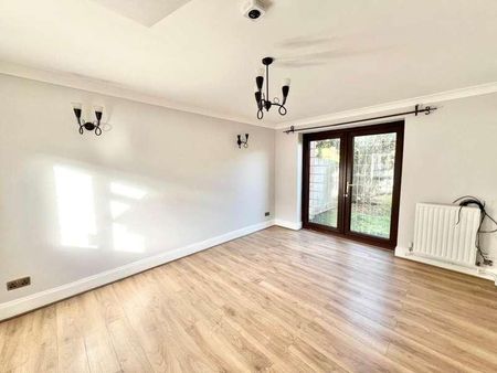 Britannia Road, Brentwood, CM14 - Photo 4