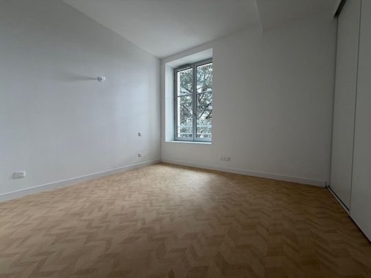 Location Appartement 4 pièces 97m² BLOIS 41000 - Photo 1