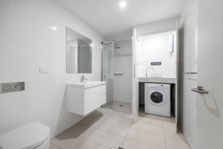 Powerhouse Apartment - Photo 2