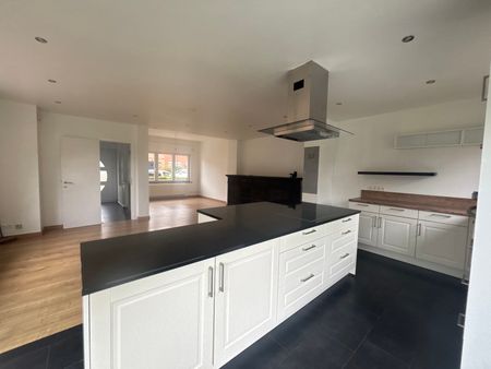 Maison 3 façades à 1180 Uccle  Loyer: 1 900 € - Photo 5