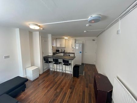 3 Bed Flat, Seel Street, L1 - Photo 2