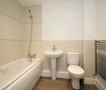 2 bedroom apartment to rent - Photo 6