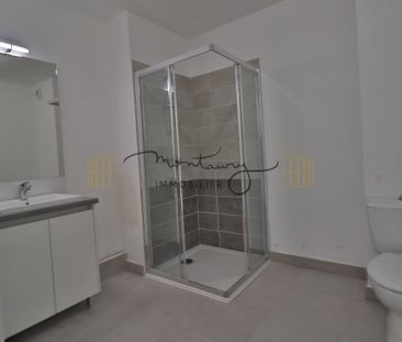 Location Appartement 2 pièces 46m² NIMES 30000 - Photo 4