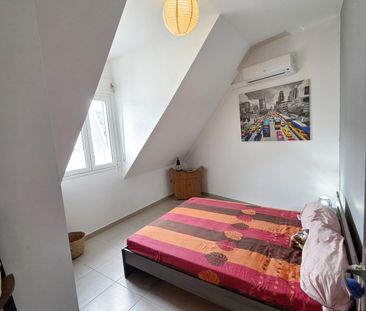 Location Appartement 4 pièces 81m² ST DENIS 97400 - Photo 6