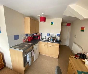 Studio to rent - Photo 6