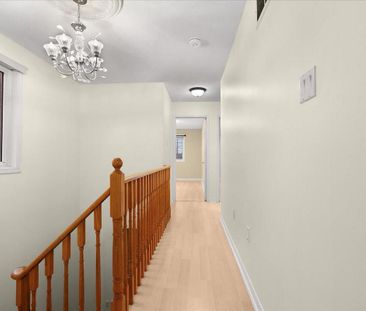 For Lease - 6581 Song Bird Crescent Unit# (Upper), Mississauga, Ont... - Photo 4