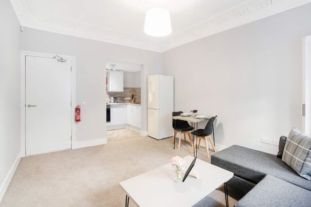 2 bedroom apartment to rent - Photo 1