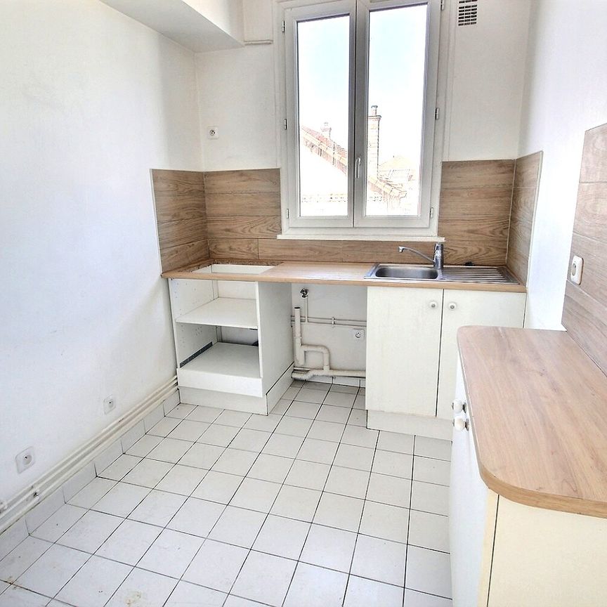Apartment - Photo 1