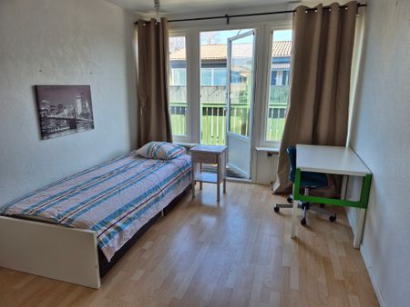 Värbyängen, Bara - Photo 3