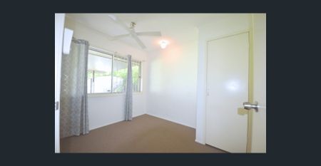 4 Bedroom Family Home in Wishart & Mansfield Catchments - Photo 2