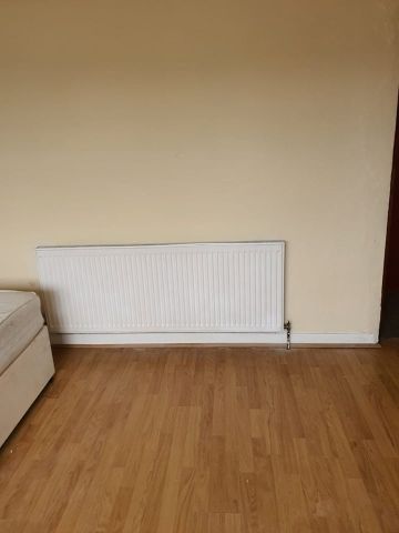 Room in a Shared House, Linden Road, LS11 - Photo 3