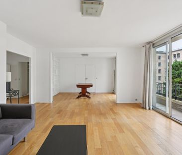 Location Appartement 4 pièces Meublé 132m² PARIS 16ème - Photo 1