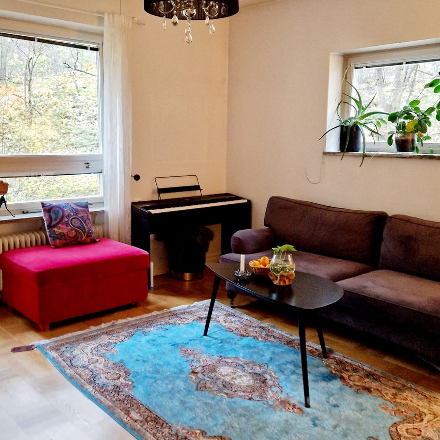 Hasselstigen, Solna - Photo 1