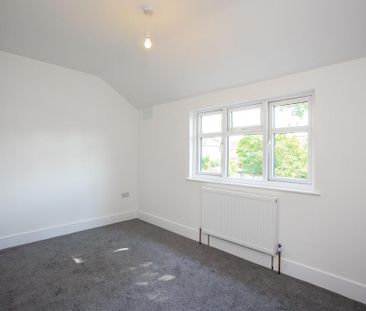 3 bedroom end of terrace house to rent - Photo 5