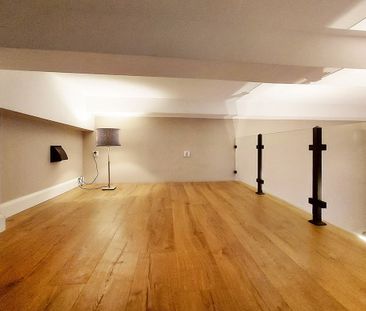 Klimatyczne, wysokie 3 pokoje z antresolą - Zdjęcie 6