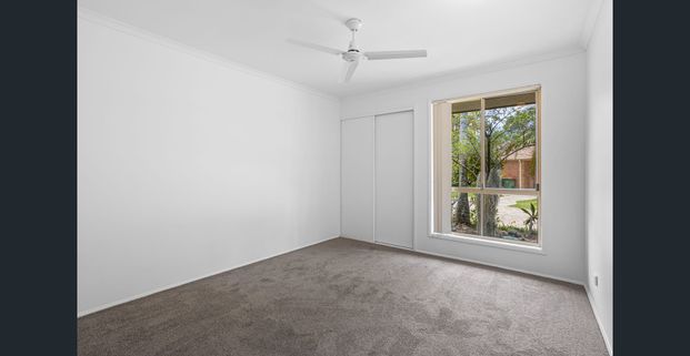 Low-Maintenance Living in a Prime Oxenford Location - Photo 1