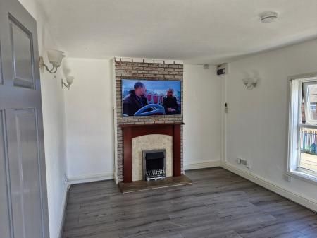 Anglesey Road, Burton upon Trent, DE14 - Photo 1