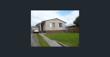 3 bedroom 3 bathroom House in Reservoir. - Photo 5