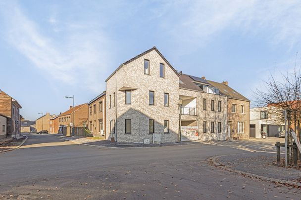 Moderne nieuwbouwwoning in het centrum van Vucht - Photo 1