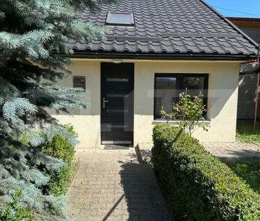 Casa mobilata modern de inchiriat, 50 mp, zona centrala - Fotografie 2