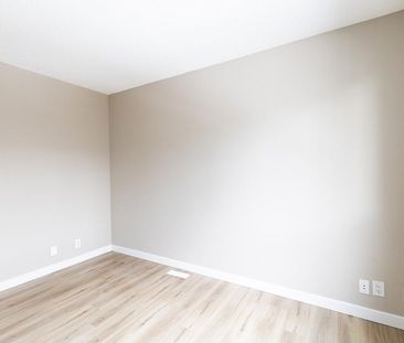 501 40 Avenue NW, Calgary - Photo 1