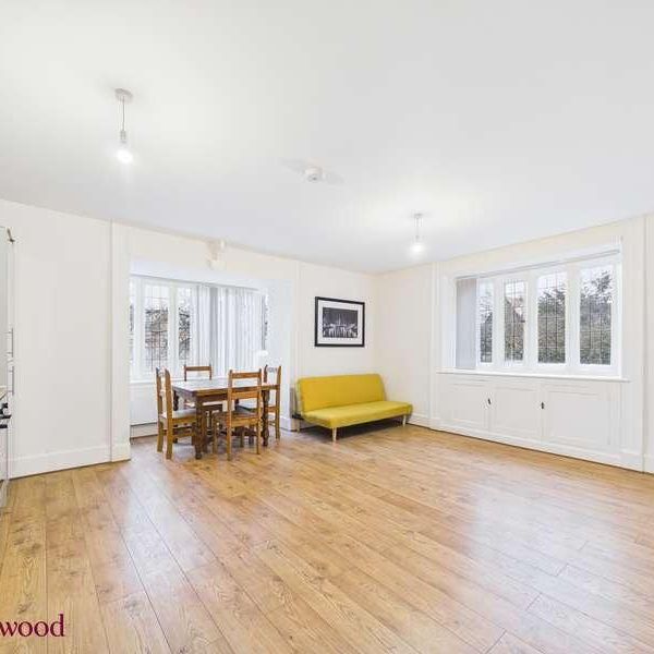 Horse Fair, Banbury, OX16 - Photo 1