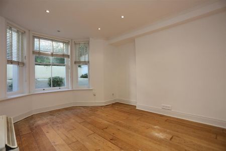Studio to rent - Photo 3