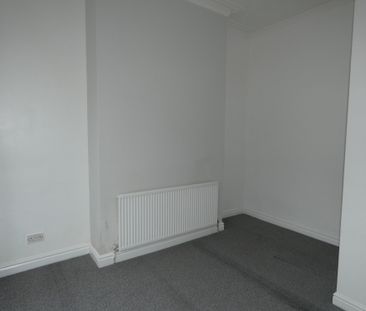 Manchester GFF - Photo 4